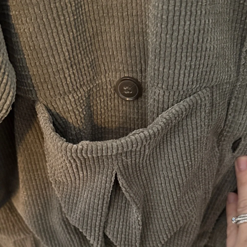 Gray/Olive Green Button-Up Jacket - Picture 3 of 4